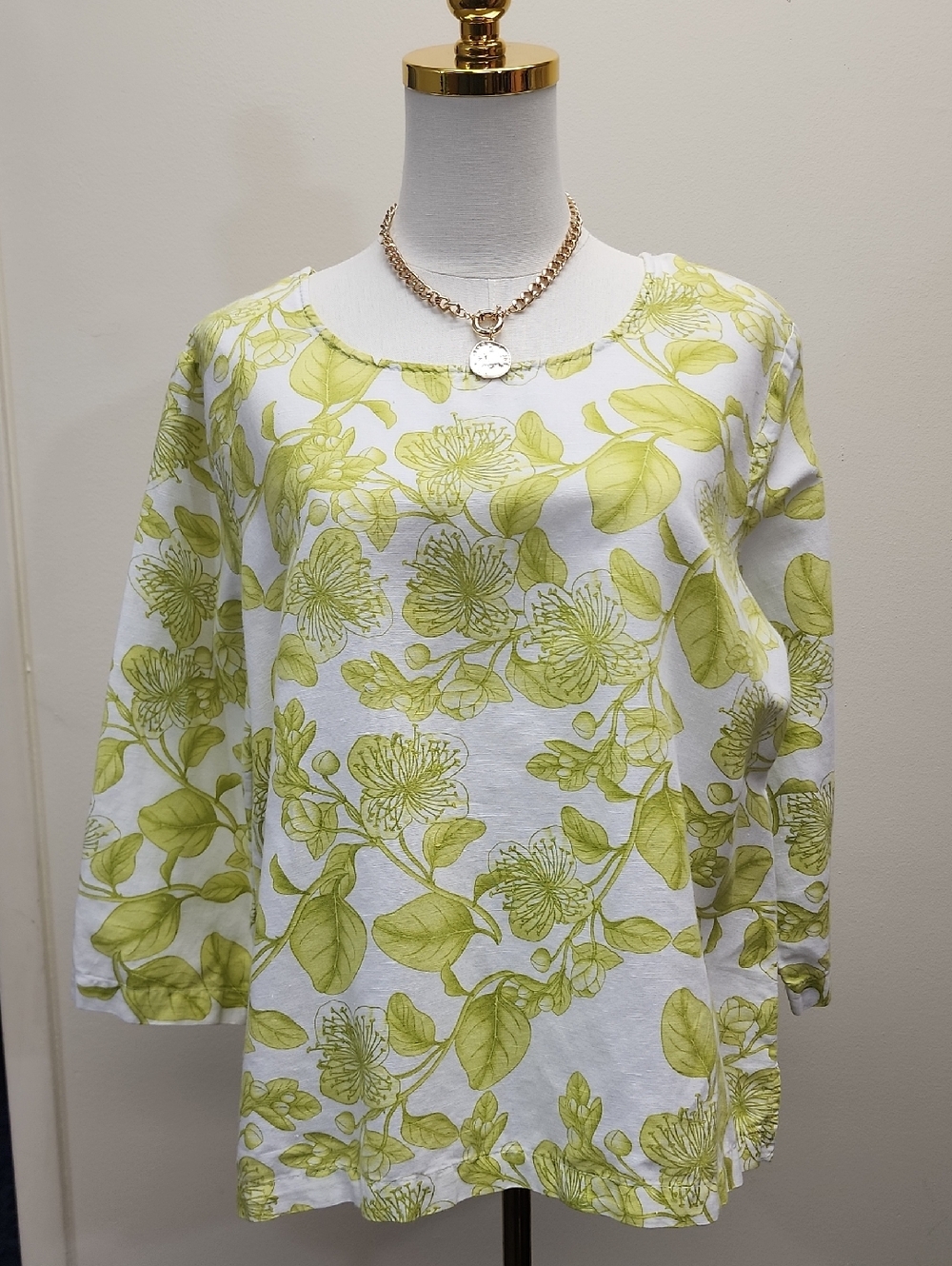 Hot Cotton Green Floral Scoop Neck Top Size Large